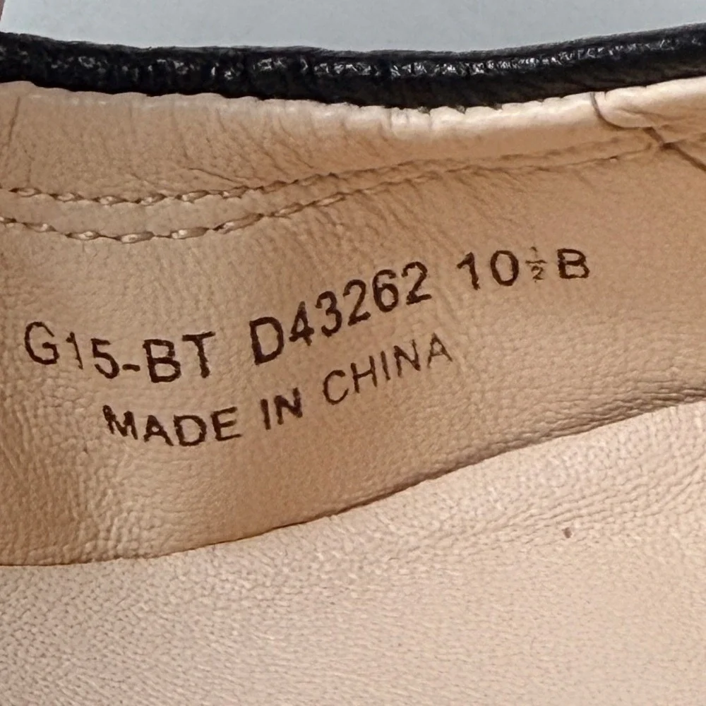 Cole Haan Tali Bow Ballet Flats Black Leather Gold Hardware D43262 Womens 10.5 B